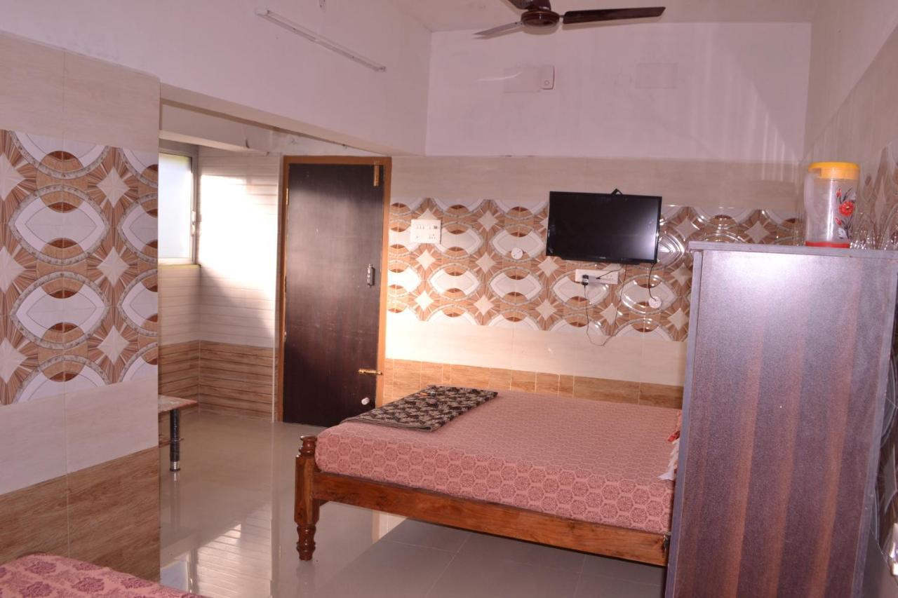 Yuga Guest House Kuttalam  Ngoại thất bức ảnh