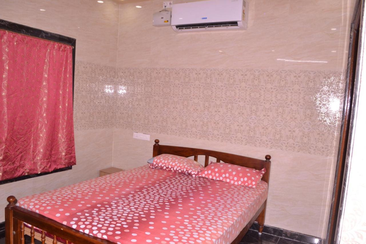 Yuga Guest House Kuttalam  Ngoại thất bức ảnh