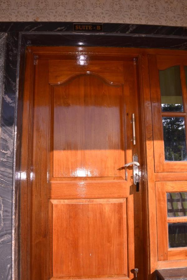 Yuga Guest House Kuttalam  Ngoại thất bức ảnh