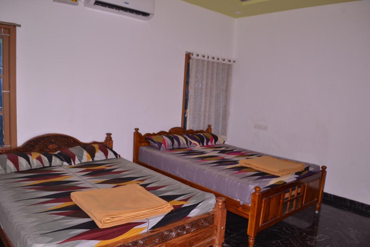 Yuga Guest House Kuttalam  Ngoại thất bức ảnh