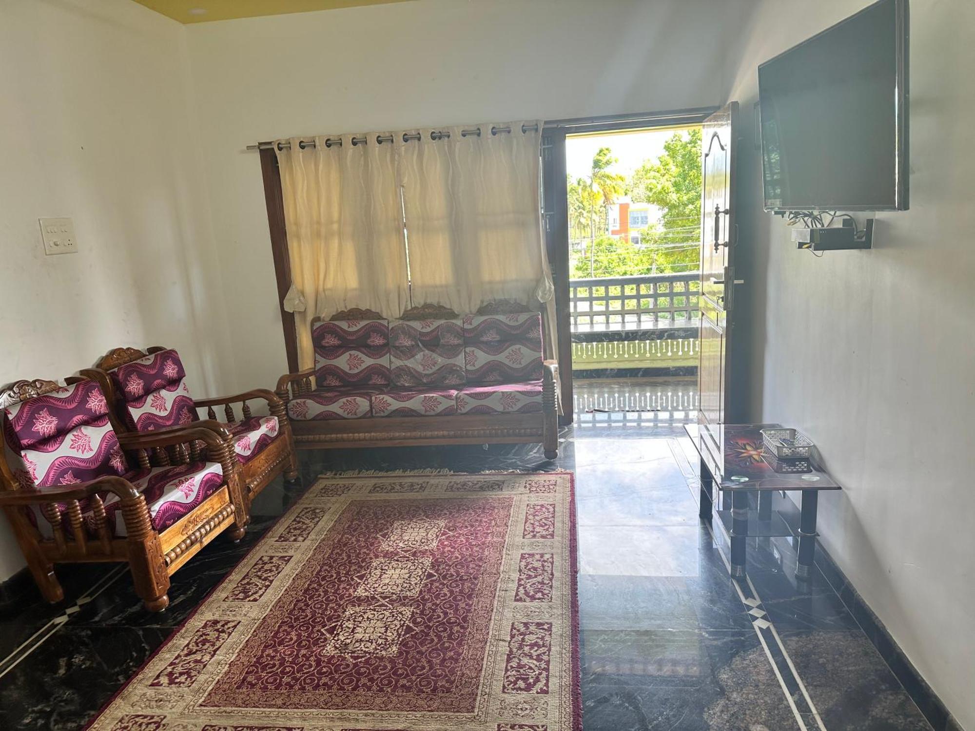 Yuga Guest House Kuttalam  Ngoại thất bức ảnh